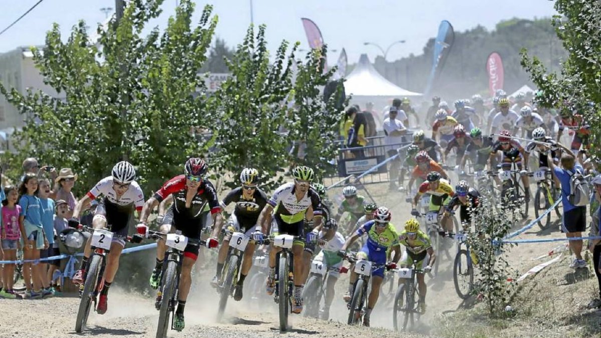 Los participantes en la prueba absoluta celebrada en Las Contiendas.-El Mundo