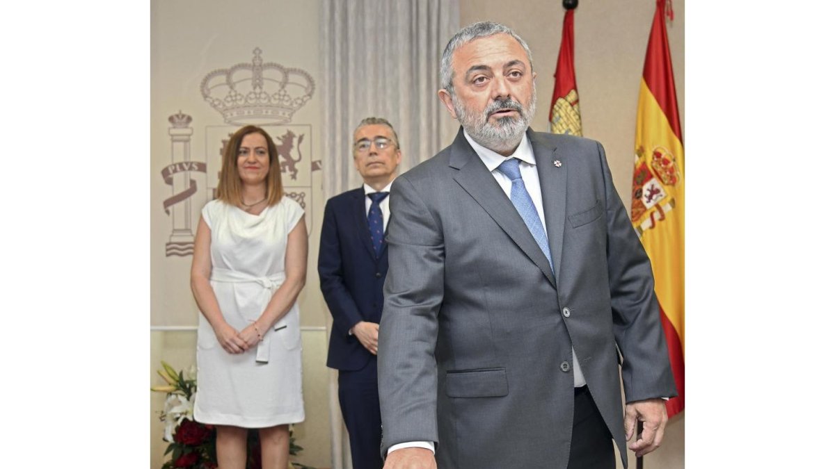Acto de toma de posesión de Pedro Luis de la Fuente como subdelegado del Gobierno en Burgos-Ricardo Ordóñez / ICAL