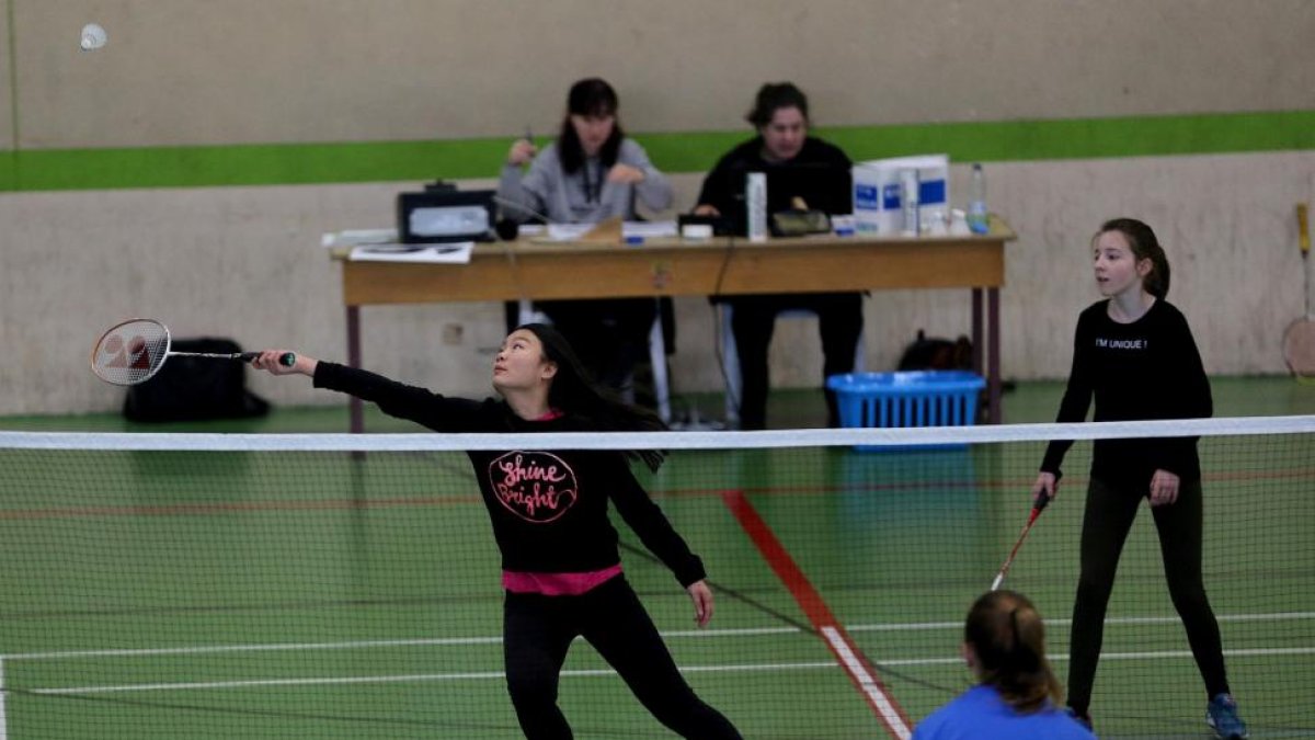 Un momento de un partido de dobles celebrado en Medina del Campo.-EL MUNDO