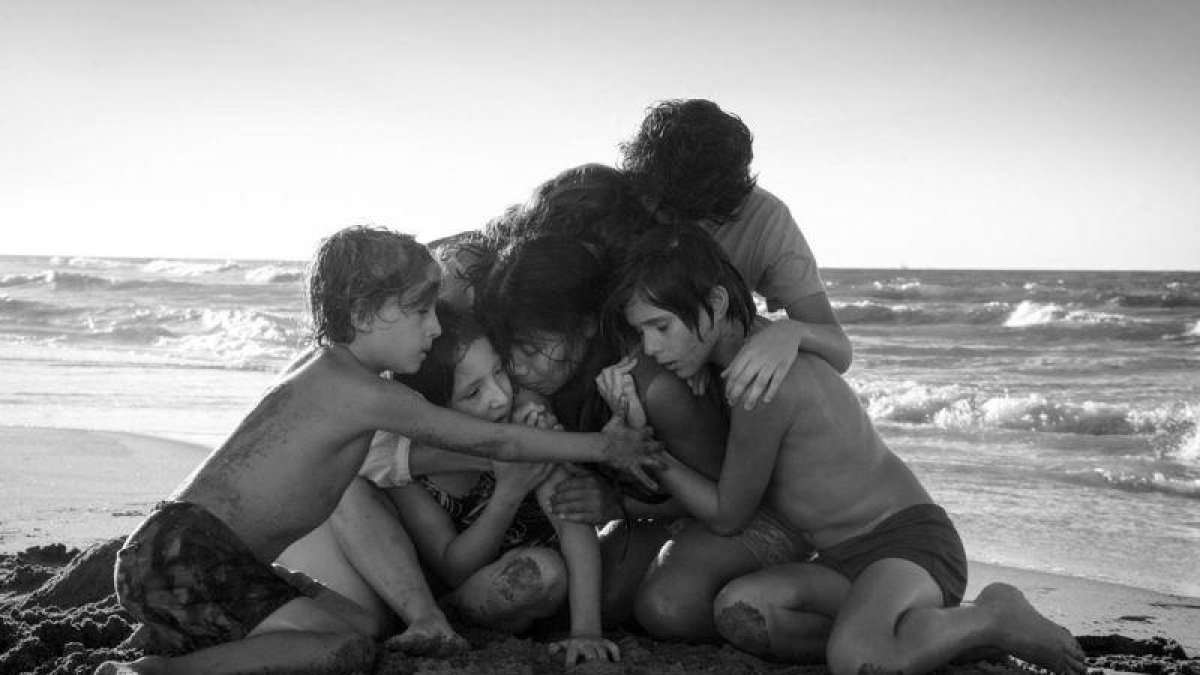 Fotograma de Roma, de Alfonso Cuarón-EL PERIÓDICO