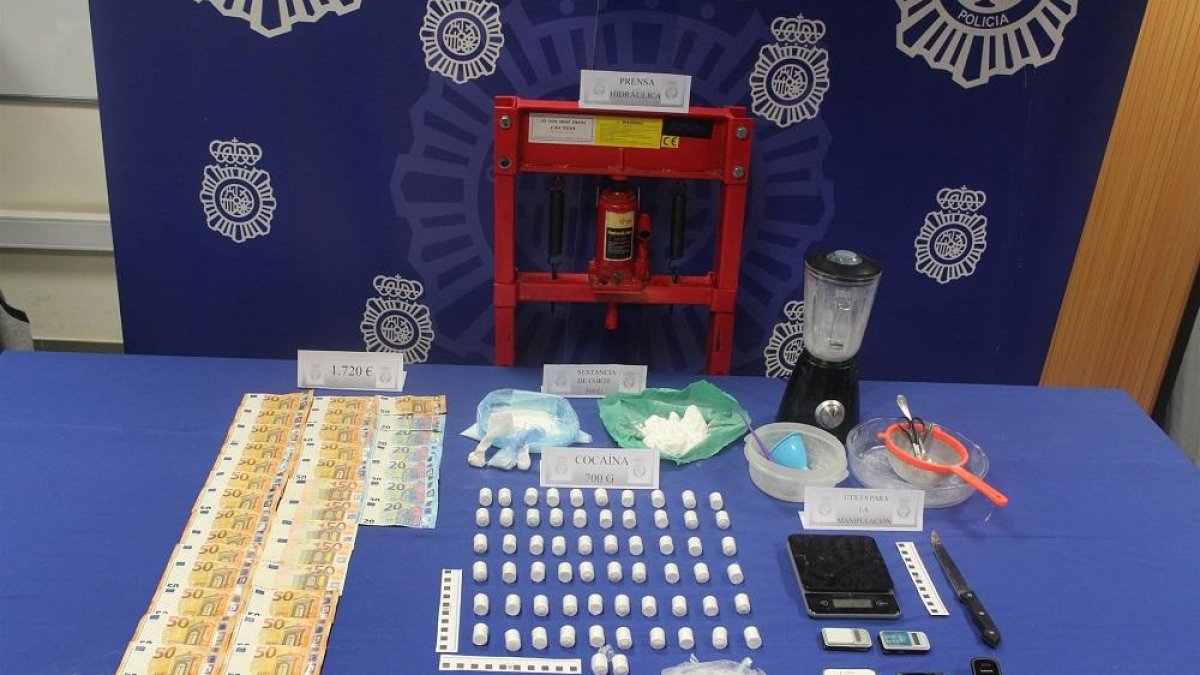 Fotografía del material incautado.-POLICIA NACIONAL VALLADOLID