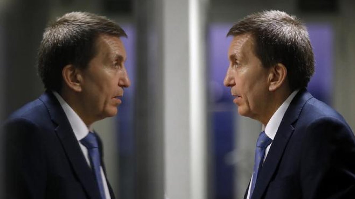El Gobierno ya no apoya a Moix-JUANJO MARTÍN