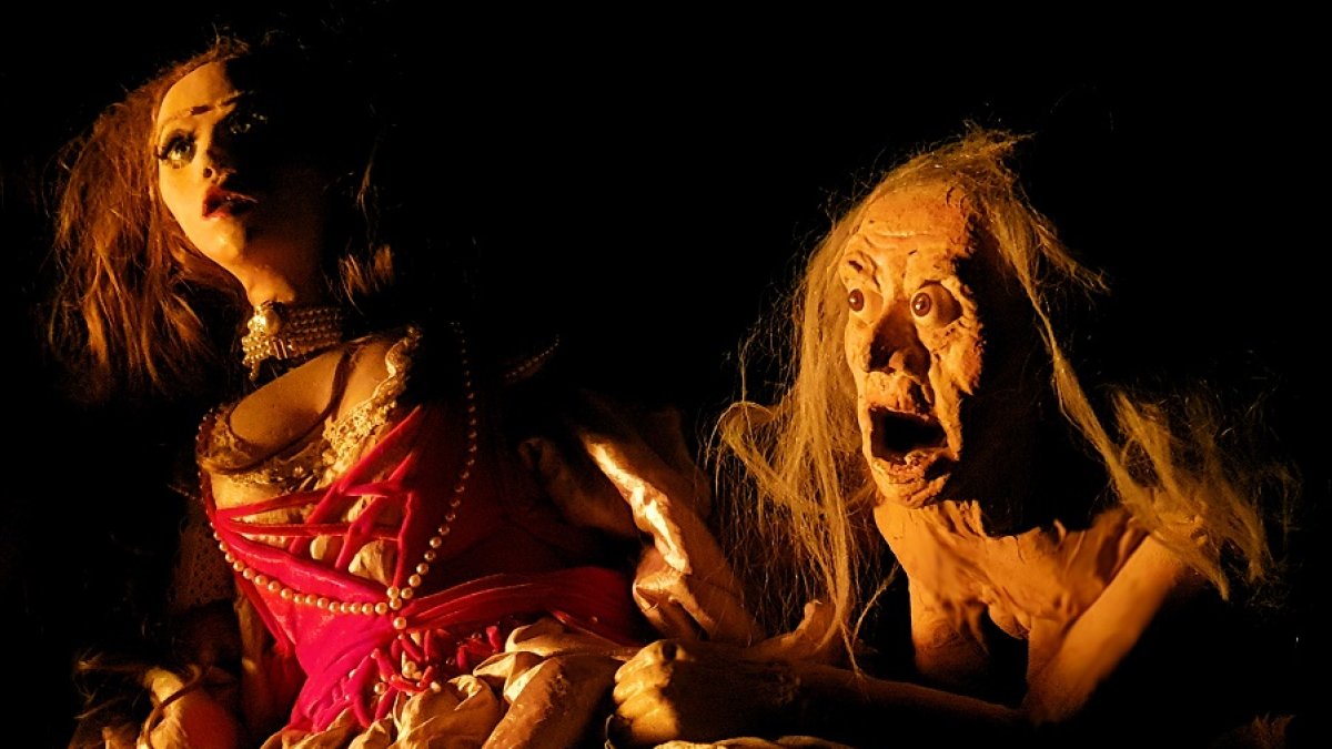 Dos de los títeres de 'Celestina Infernal'. | TEATRO CORSARIO