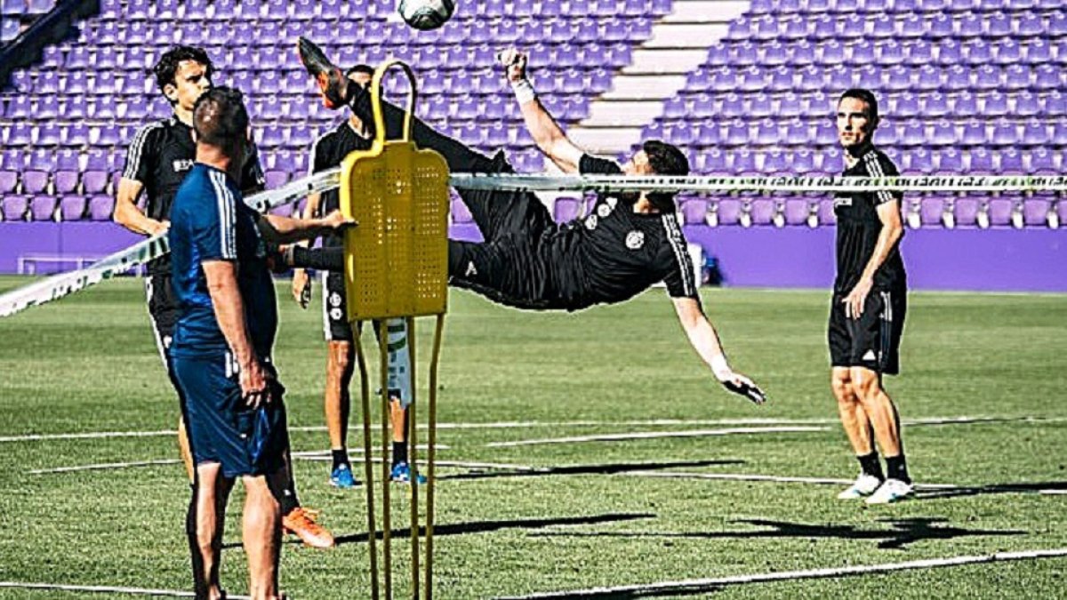 IÑAKI SOLA / REAL VALLADOLID
