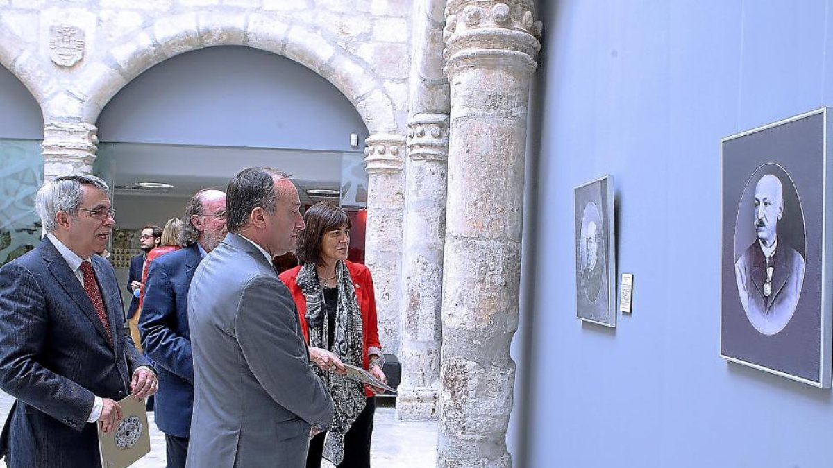 El rector de la Universidad de Valladolid, Daniel Miguel, en la inauguración de la segunda edición de ‘Facies Sapientiae’.-E.M.
