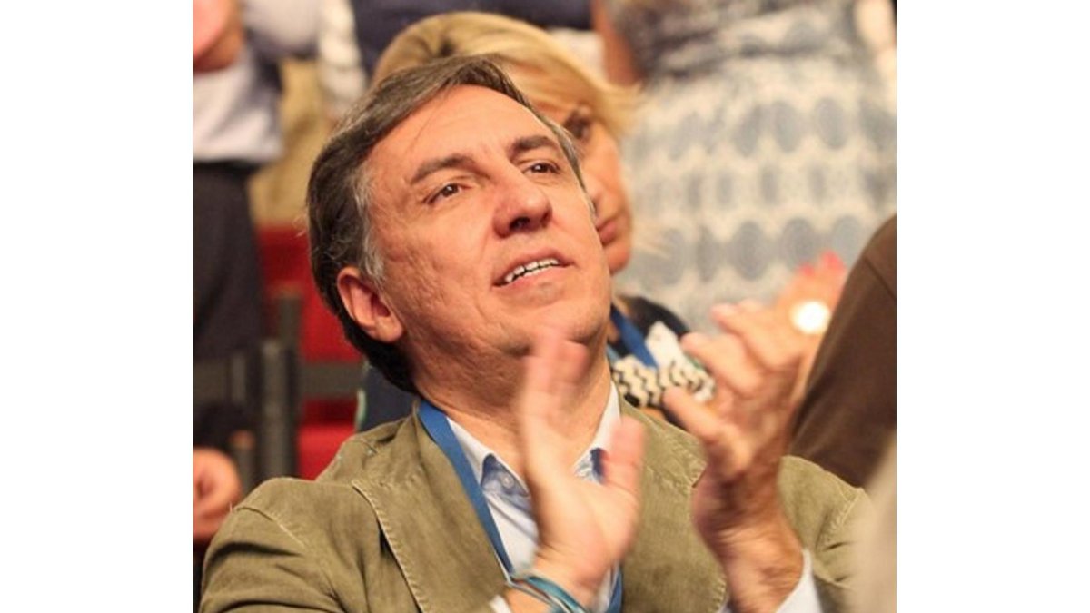 Jornada de clausura del XIX Congreso Nacional Extraordinario del PP en el que será elegido el nuevo presidente de la formación.En la imagen el dipurtado José Ramón García Hernandez, que formara parte de la candidatura de Pablo Casado.-ICAL