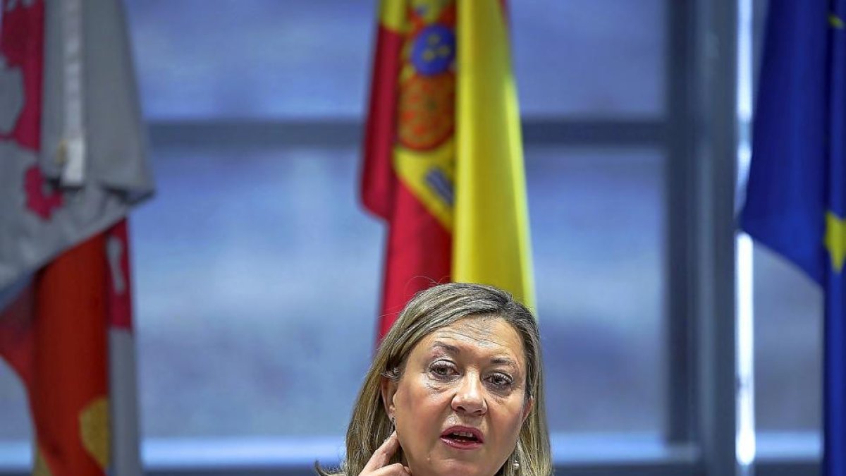 La consejera de Economía y Hacienda, Pilar del Olmo, en un acto de ayer en Valladolid.-ICAL