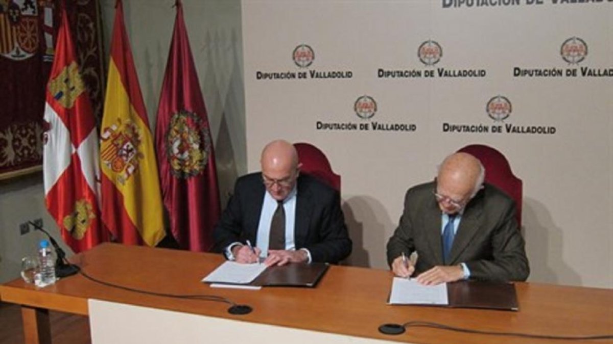 Jesús Julio Carnero (I) y Jesús Mediavilla (D).-EUROPA PRESS