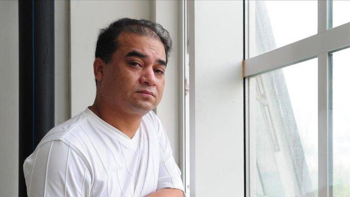 Ilham Tohti, premio Sájarov 2019, en una foto tomada en Pekín en junio de 2010. /-AFP