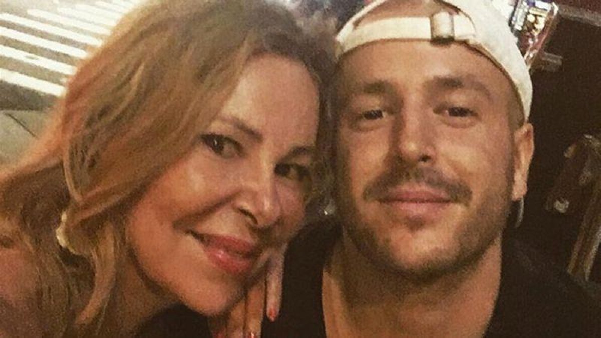 Ana Obregón junto a su hijo.-EL PERIÓDICO/ ARCHIVO