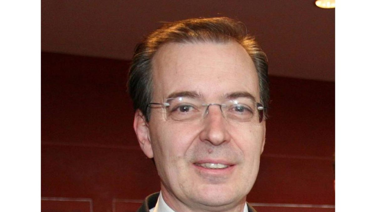 El presidente del CES, Germán Barrios-Ical