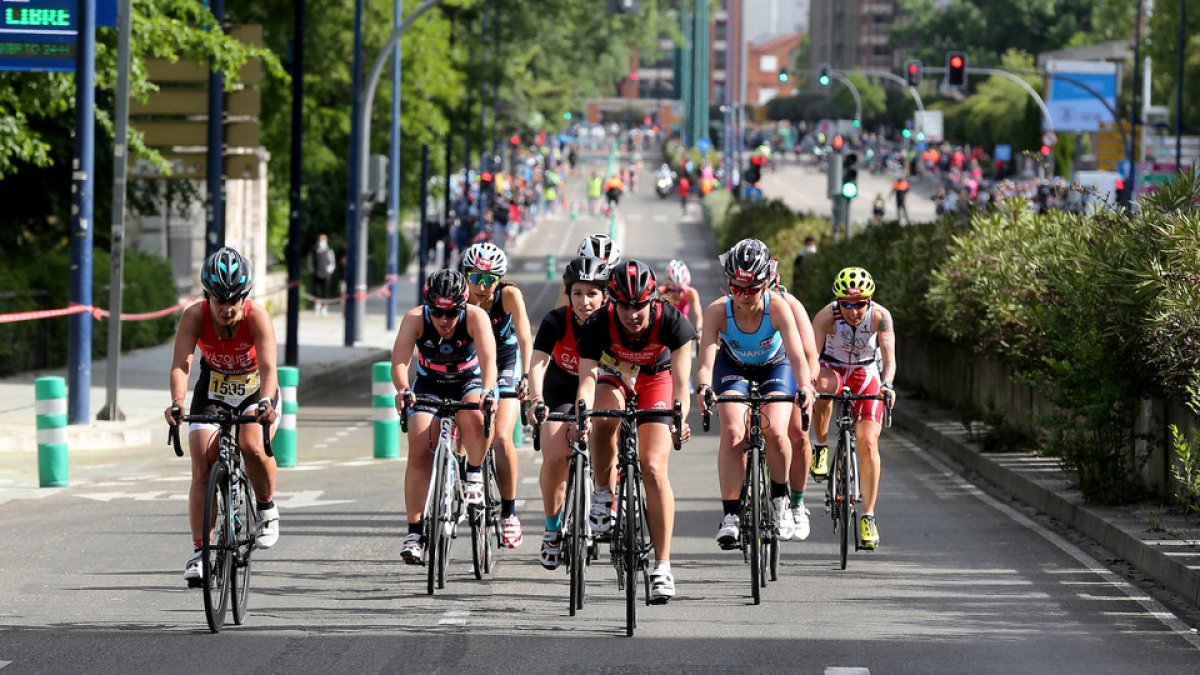 Prueba anterior de Triatlón escolar celebrada en Valladolid. / M. Álvarez