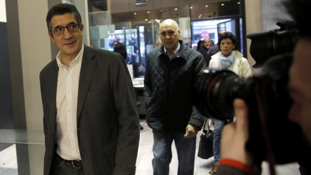 Patxi López, en la sede del PSOE en Ferraz, el pasado 23 de octubre.-JOSE LUIS ROCA