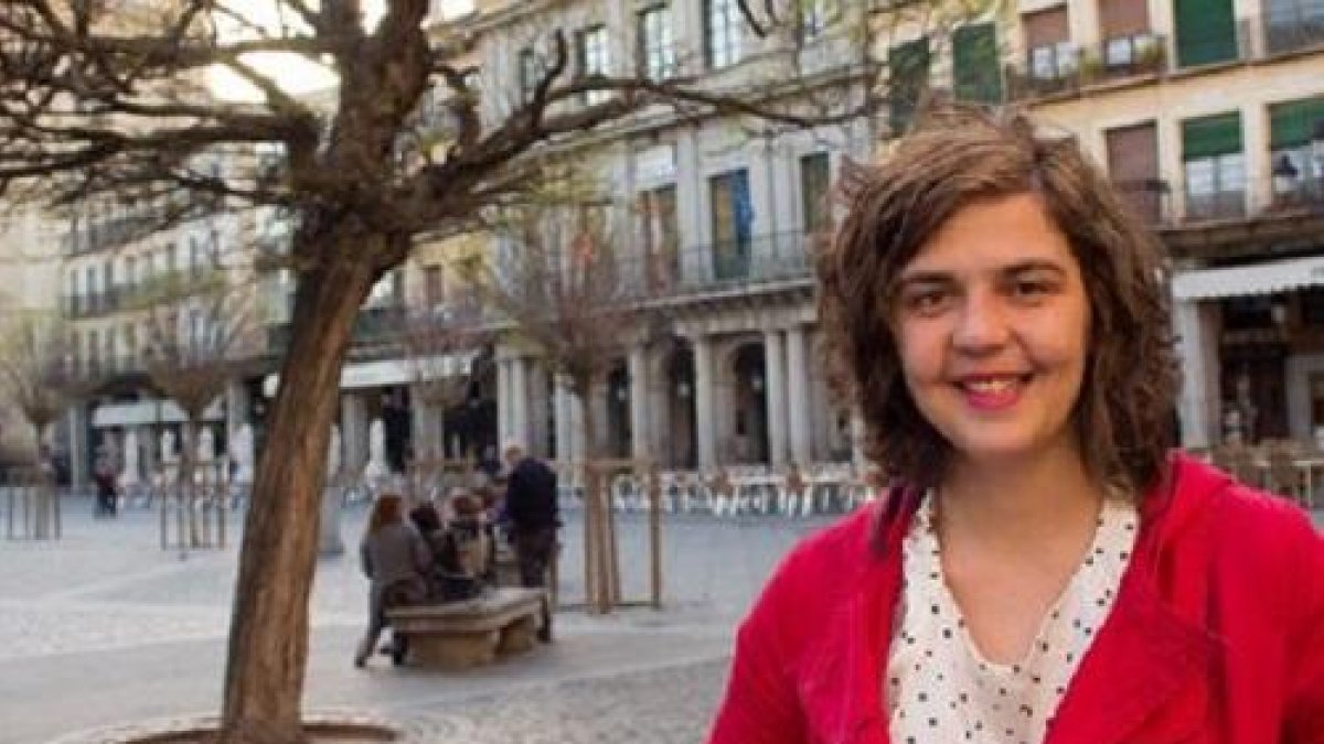 La procurador de Podemos Natalia del Barrio-@nataliadbarrio