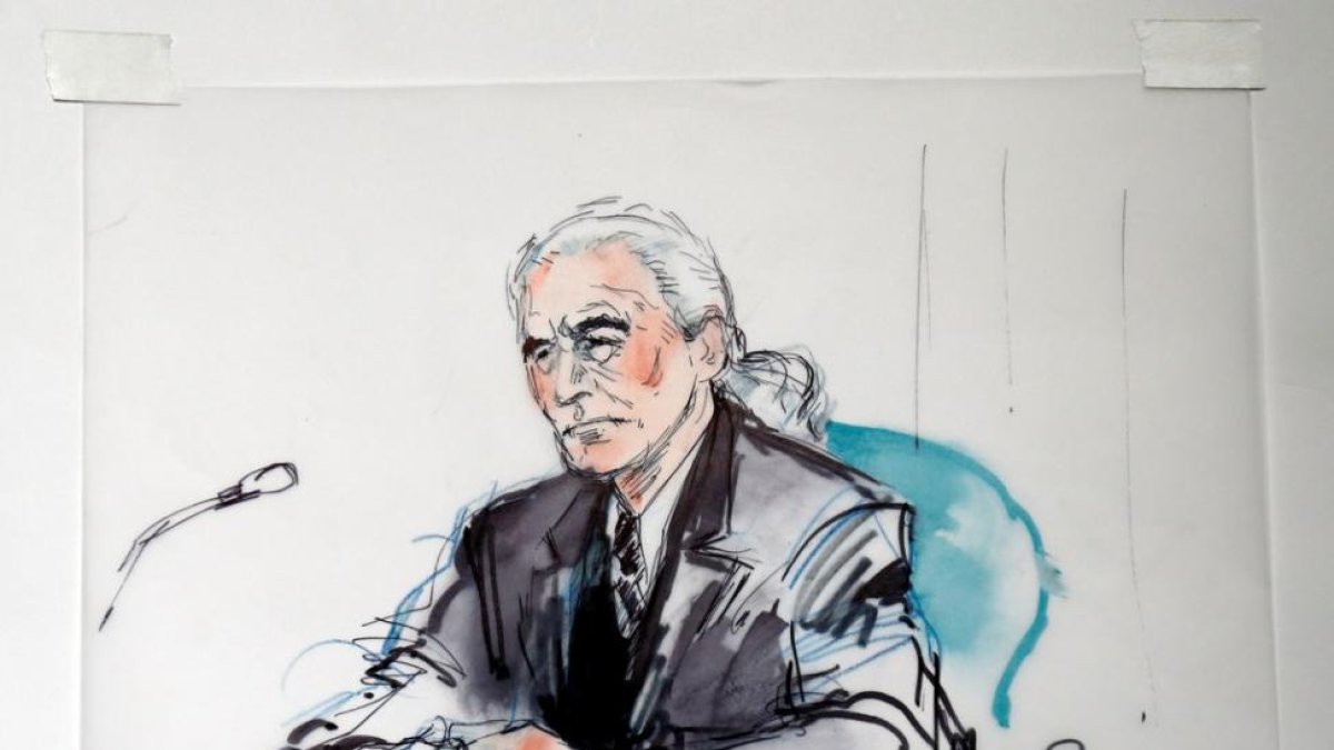 El guitarrista de Led Zeppelin Jimmy Page, en estrado del tribunal.-REUTERS / MONA EDWARDS