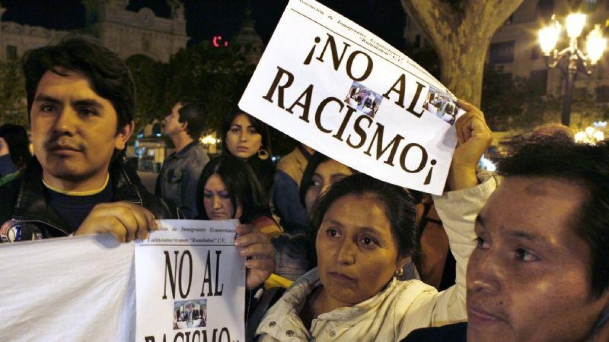 n Brasil la pena por actos racistas puede llegar a tres años de reclusión.-EL PERIÓDICO