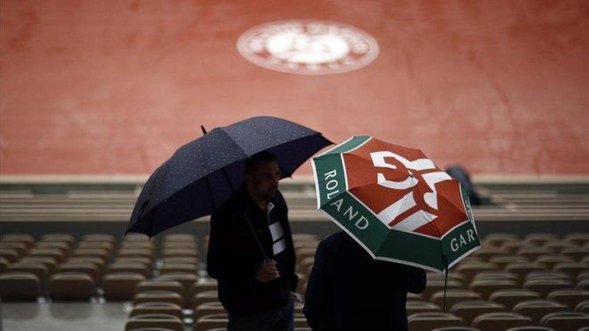 La lluvia que cayó a lo largo de este miércoles en París.-