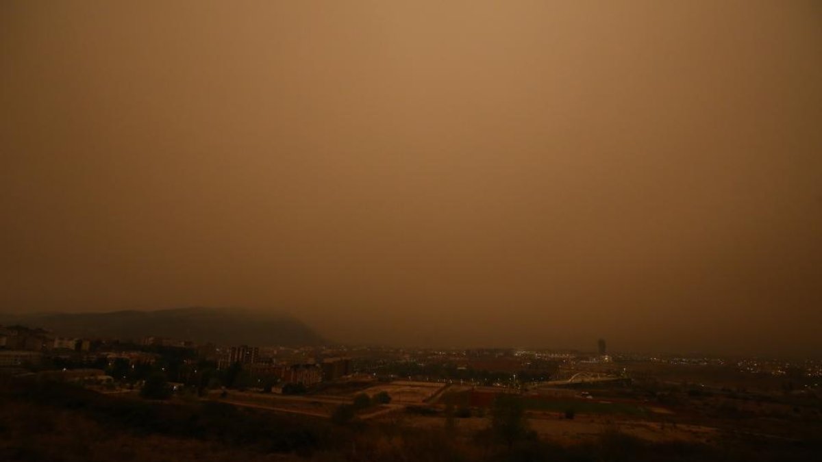 Imagen de los incendios en León.-ICAL