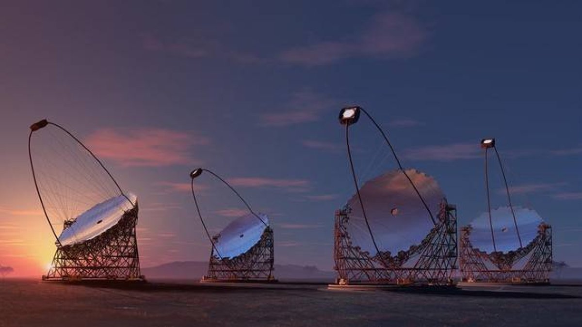 Representación artística de los cuatro telescopios gigantes propuestos para el CTA (Cherenkov Telescope Array o Red de Telescopios Cherenkov) en la isla canaria de La Palma.-Foto:  IFAE-Consorcio CTA.