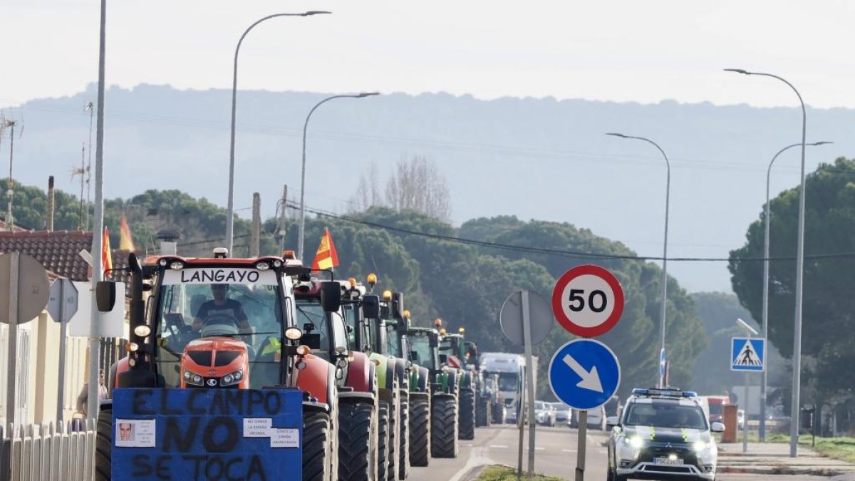 Tractorada en la N-122.- PHOTOGENIC