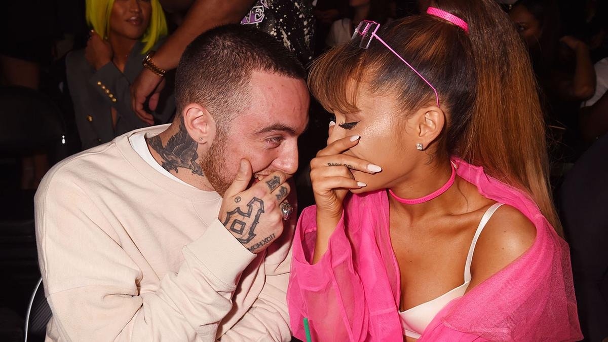 El rapero Mac Miller y la cantante Ariana Grande, en los MTV Video Music Awards, en el 2016.-FILMMAGIC