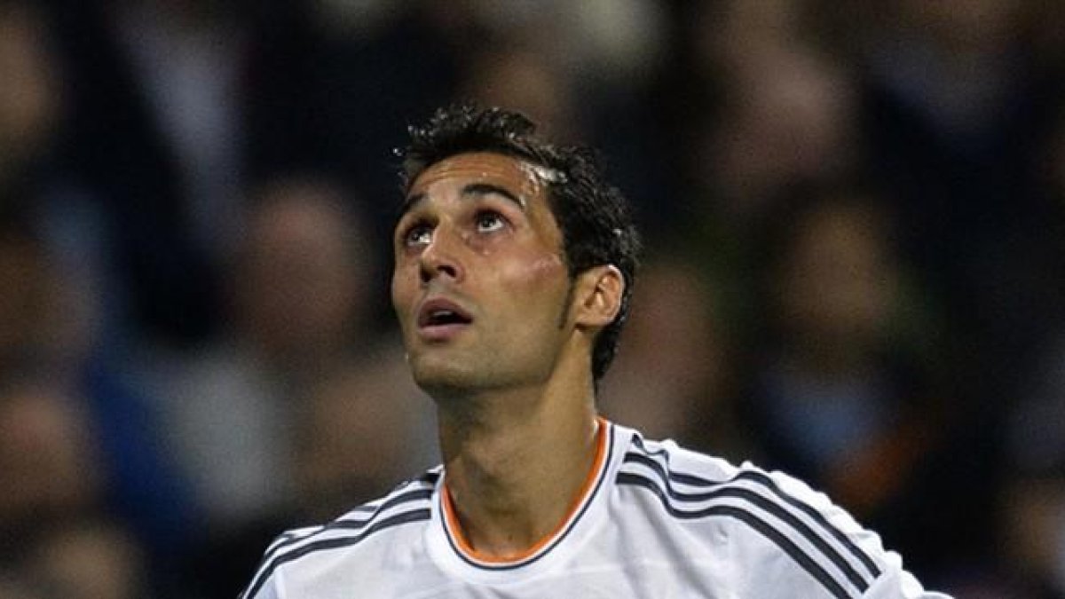 Arbeloa, durante el partido contra el Atlético en el Calderón-AFP / DANI POZO