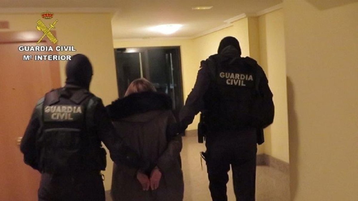 Un momento de las detenciones en Aldeaseca.-GUARDIA CIVIL SALAMANCA