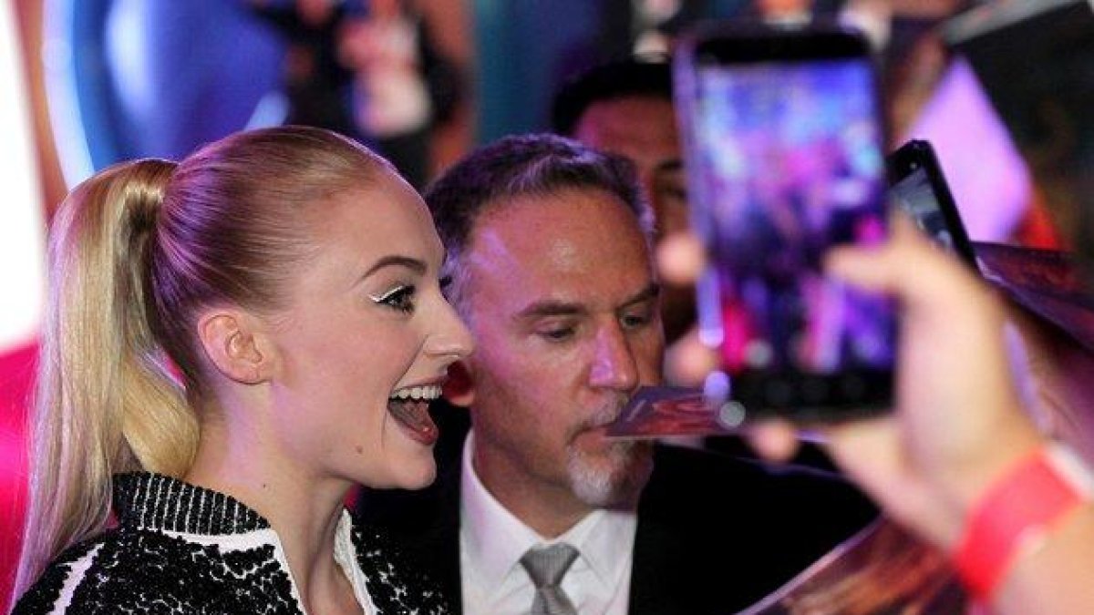 La actriz inglesa Sophie Turner, en la promoción de X-Men: Dark Phoenix, este martes, en Ciudad de México.-EFE