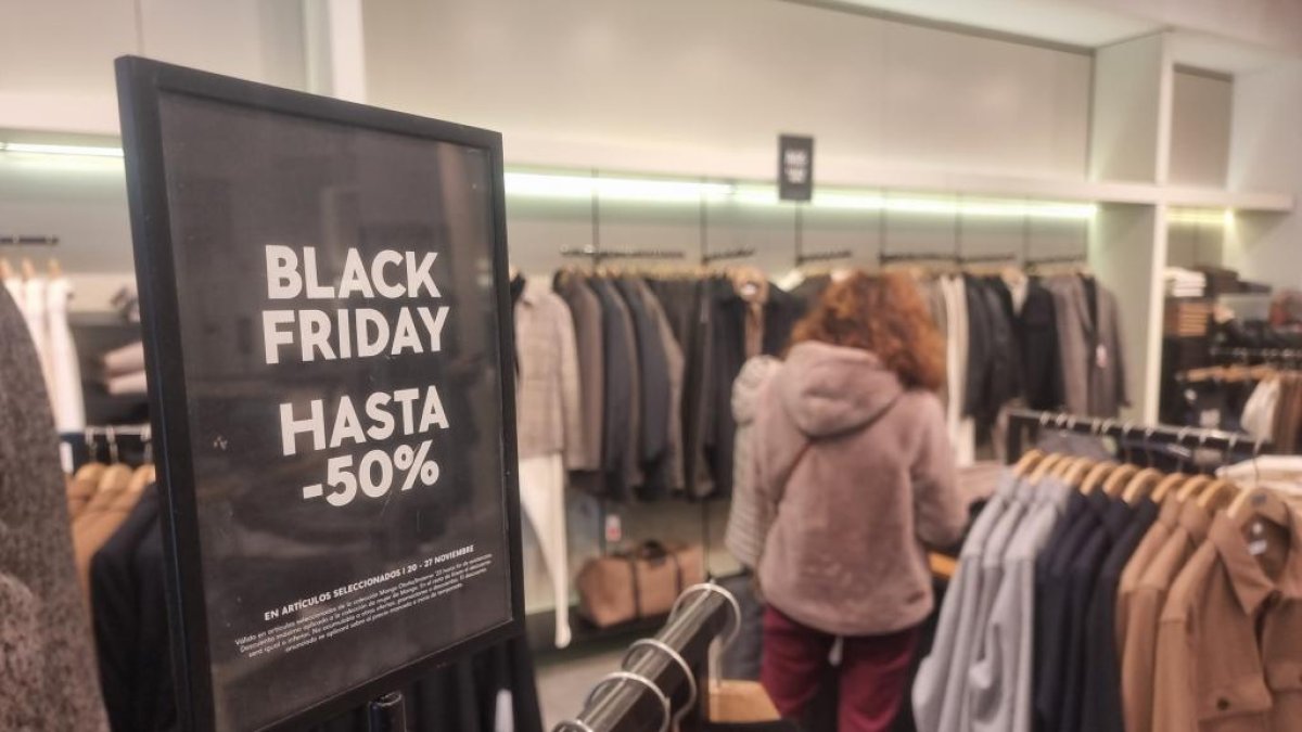 Descuentos por el 'Black Friday' en comercios de Valladolid