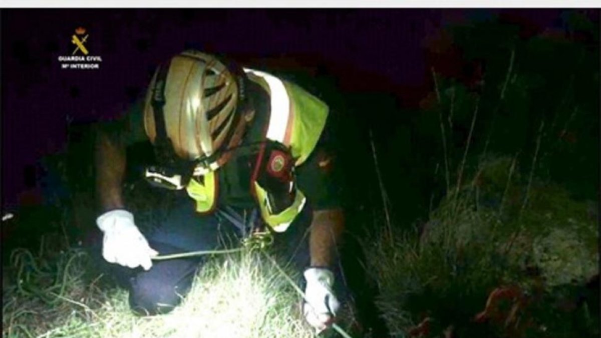 Labores de rescate de la Guardia Civil.-EUROPA PRESS