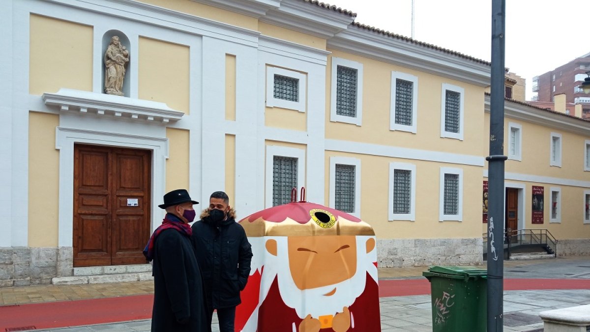 Contenedor instalado en Valladolid con motivo de la campaña 