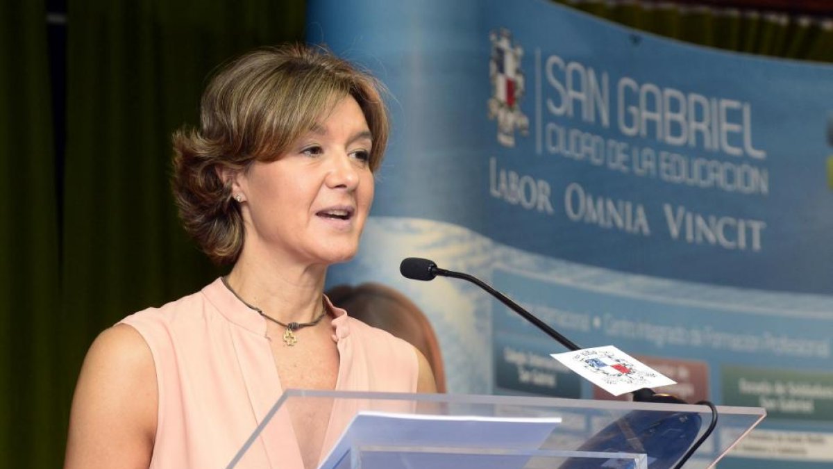 La ministra de Agricultura, Alimentación y Medio Ambiente, Isabel García Tejerina, interviene en la IV edición del Curso Prensa y Poder: El futuro de España.-ICAL