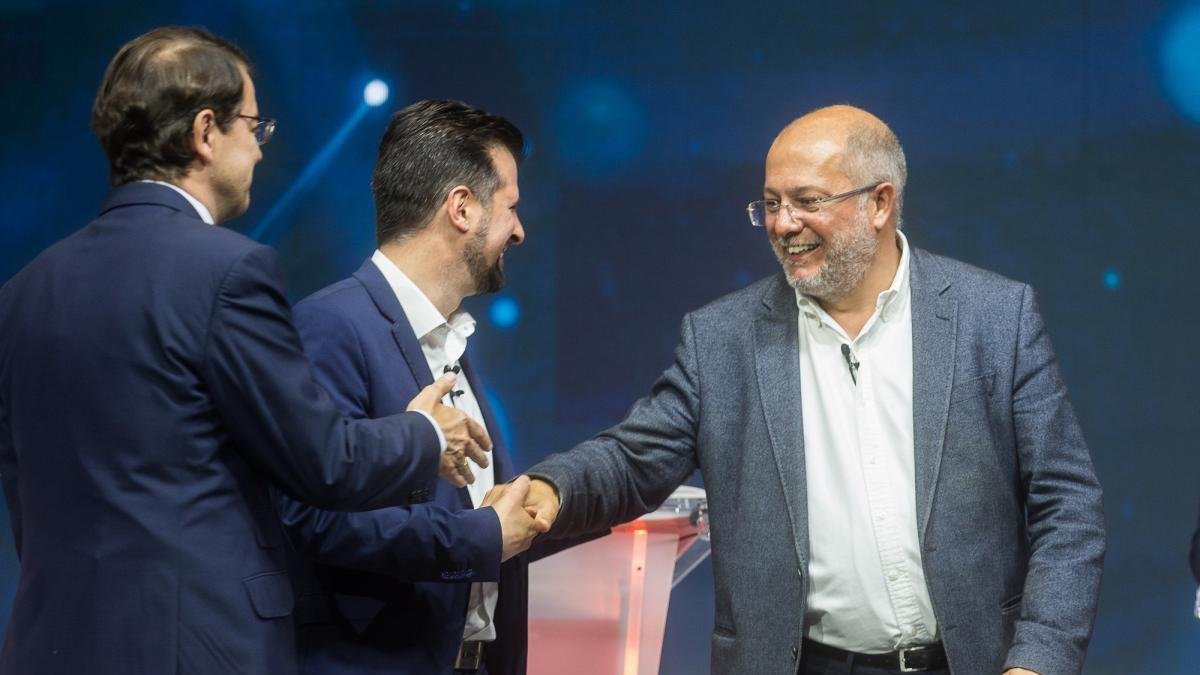 Mañueco, Tudanca y Francisco Igea, en el último debate de la campaña electoral.-ICAL