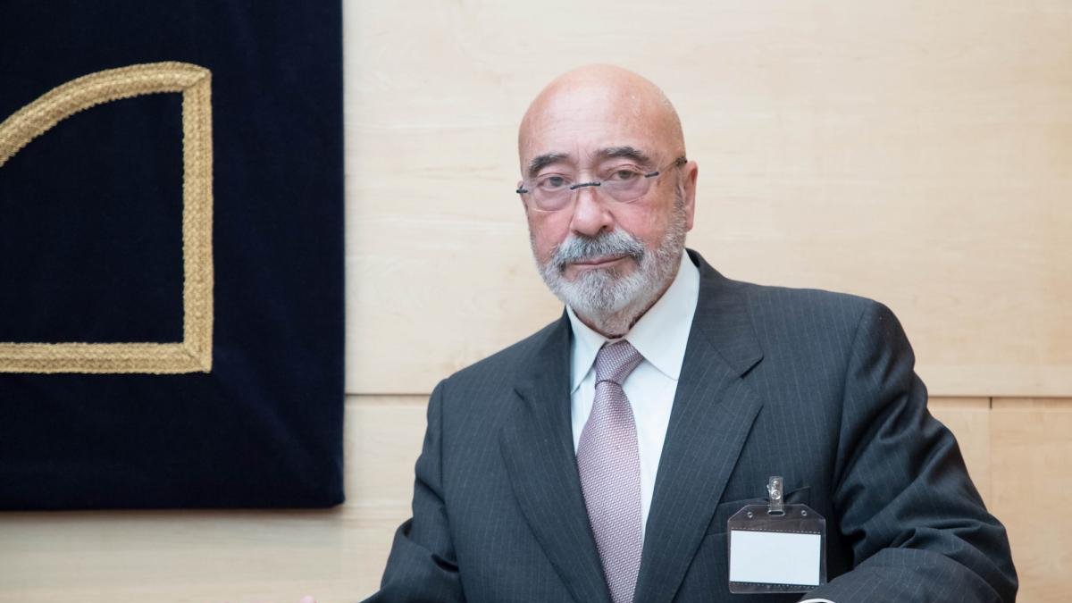 José María Arribas, en la Comisión de investigación de las cajas.-ICAL