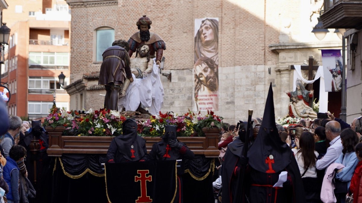 La Procesión de Penitencia y Caridad.- ICAL