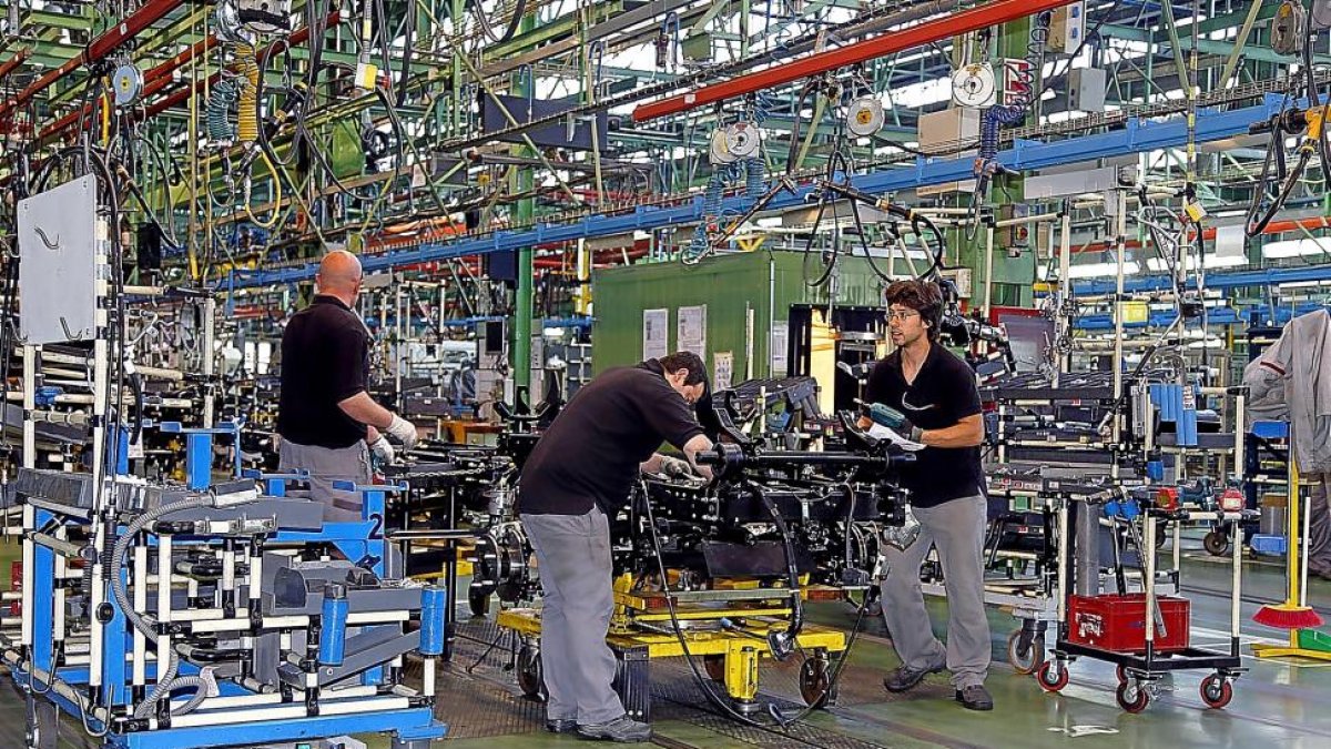 Interior de la factoría de Nissan en Ávila, en una imagen de archivo.-ICAL