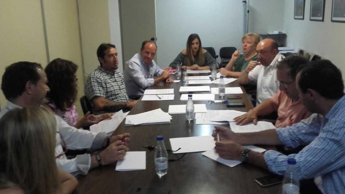 Momento de la asamblea constituyente.-EL MUNDO