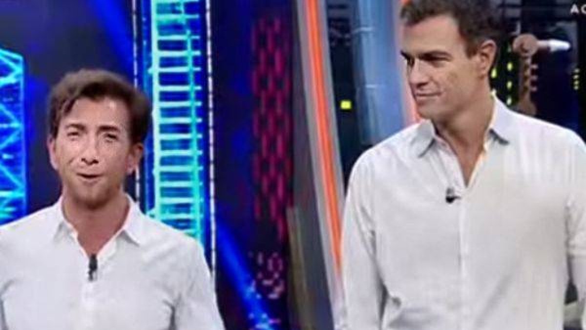 Pablo Motos y Pedro Sánchez, en 'El Hormiguero'.-