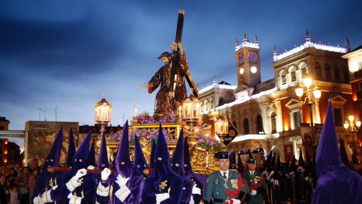 Vía Crucis Procesional de Nuestro Padre Jesús Nazareno.-PHOTOGENIC