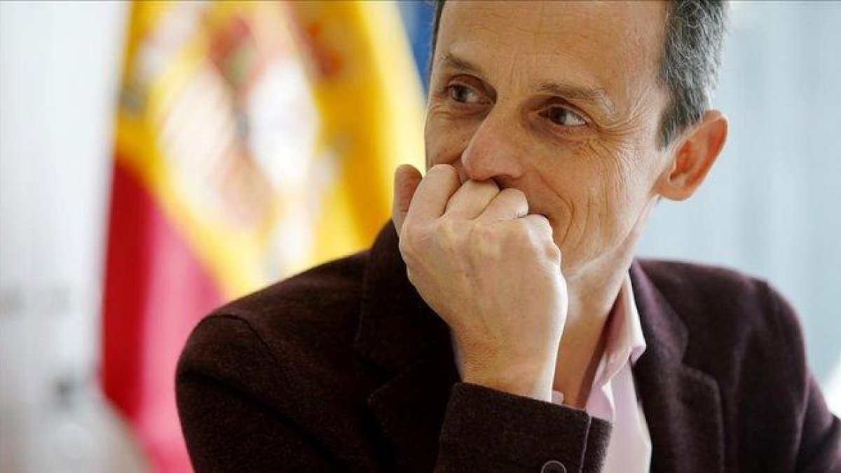 El ministro de Ciencia, Innovación y Universidades, Pedro Duque.-JOSÉ LUIS ROCA