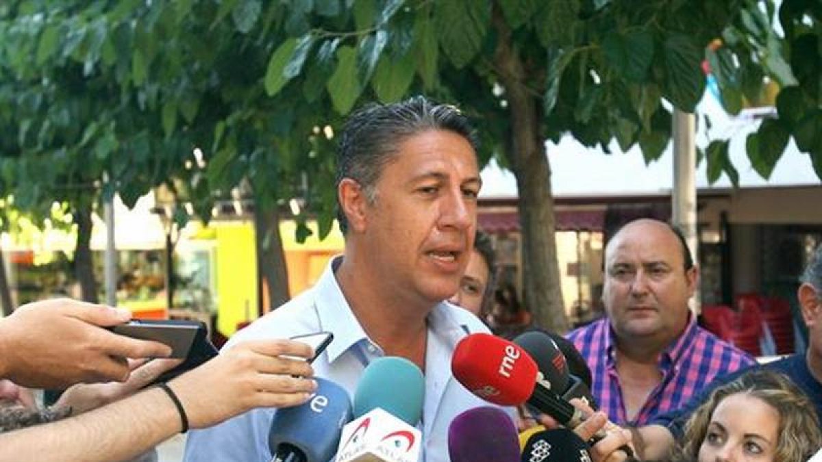 Xavier García Albiol, durante su visita hoy a Salou-EFE