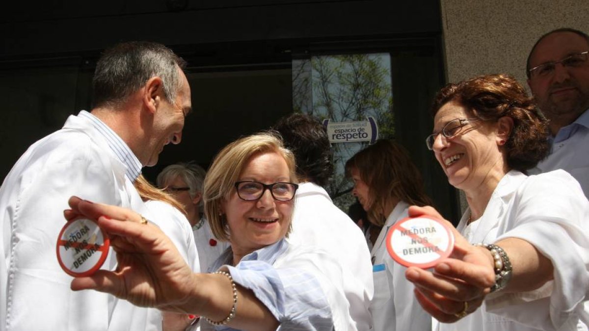 Concentración de los médicos de atención primaria en el Centro de Salud Plaza del Ejército-Ical
