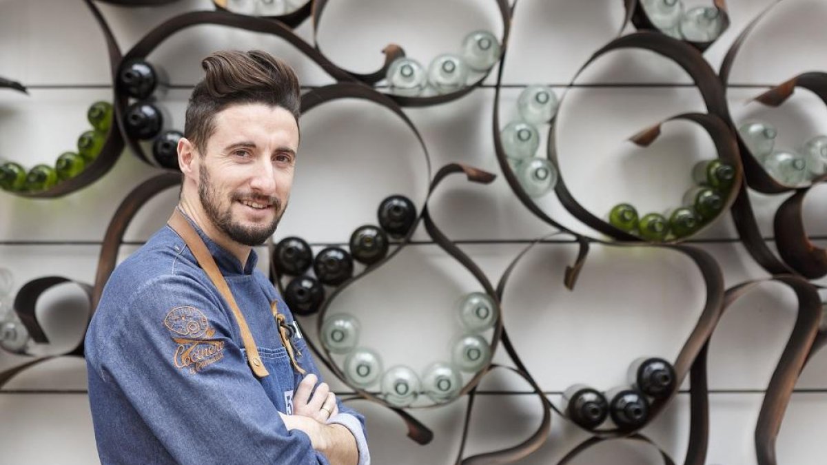 David Izquierdo ha logrado un buen puñado de premios en Castilla y León y en el ámbito nacional desde el restaurante que dirige en pleno corazón de Aranda.-ECB
