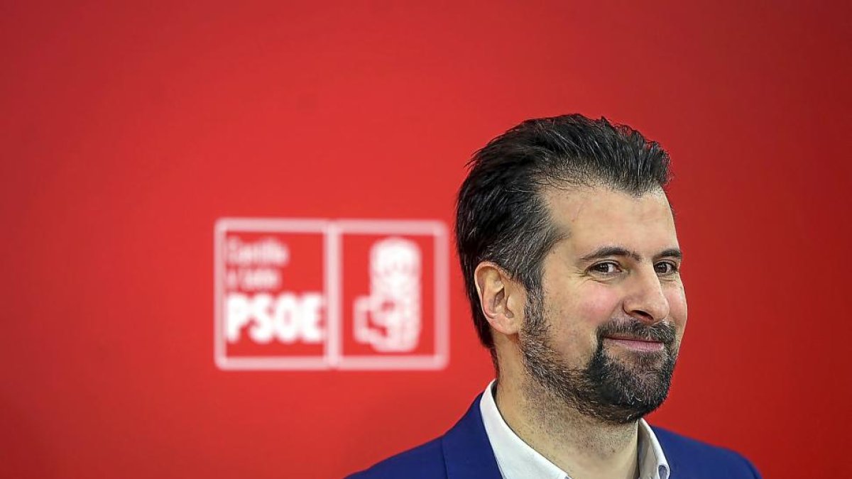 Tudanca, ayer, al término de reunión de la Comisión Ejecutiva Autonómica de PSCyL.-ICAL