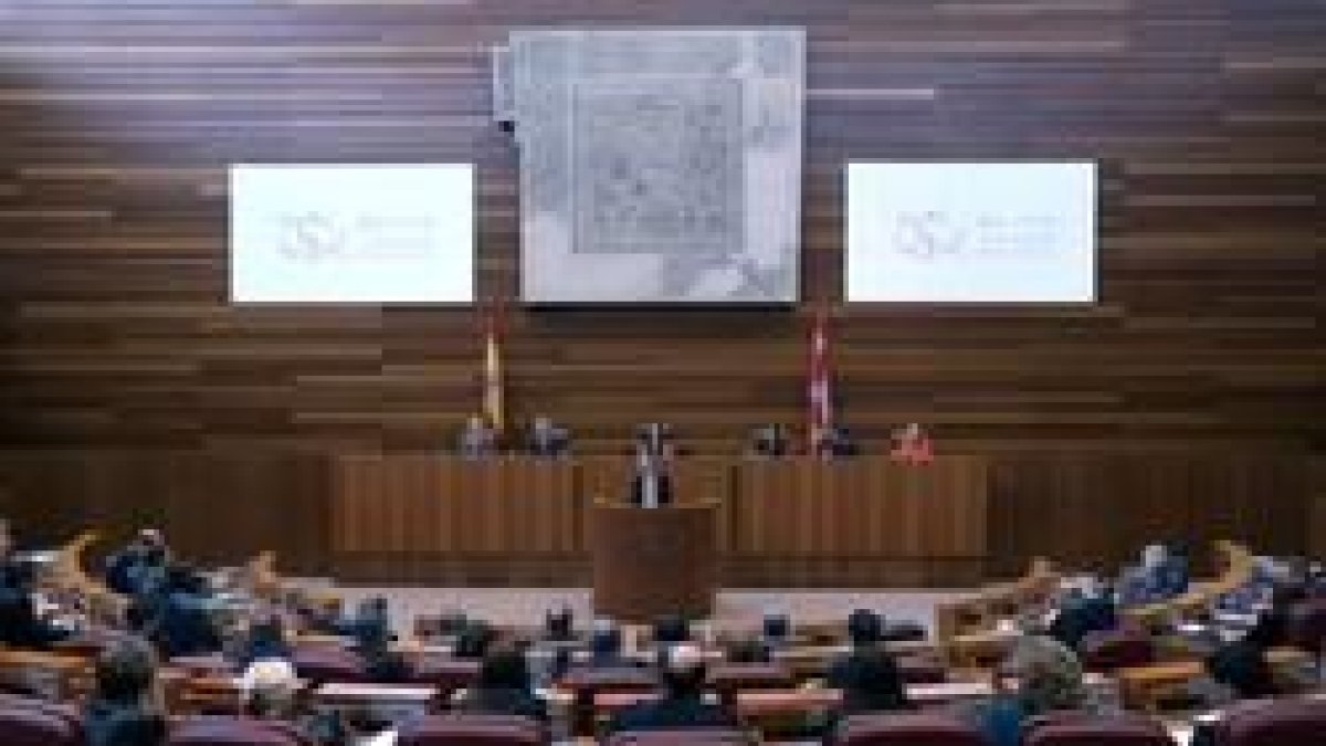 Momento de los actos de celebración del aniversario del Estatuto de Autonomía.-ICAL