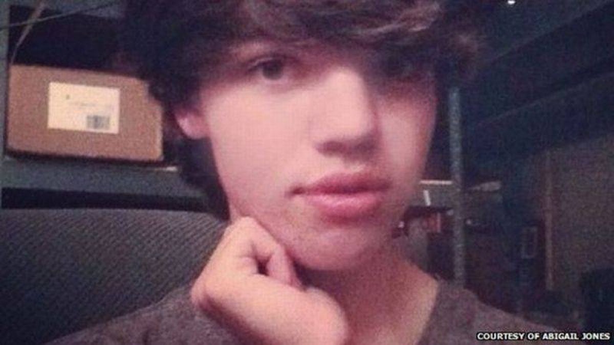Leela Alcorn, la joven transexual que se suicidó tras ser sometida a una de esas terapias.-