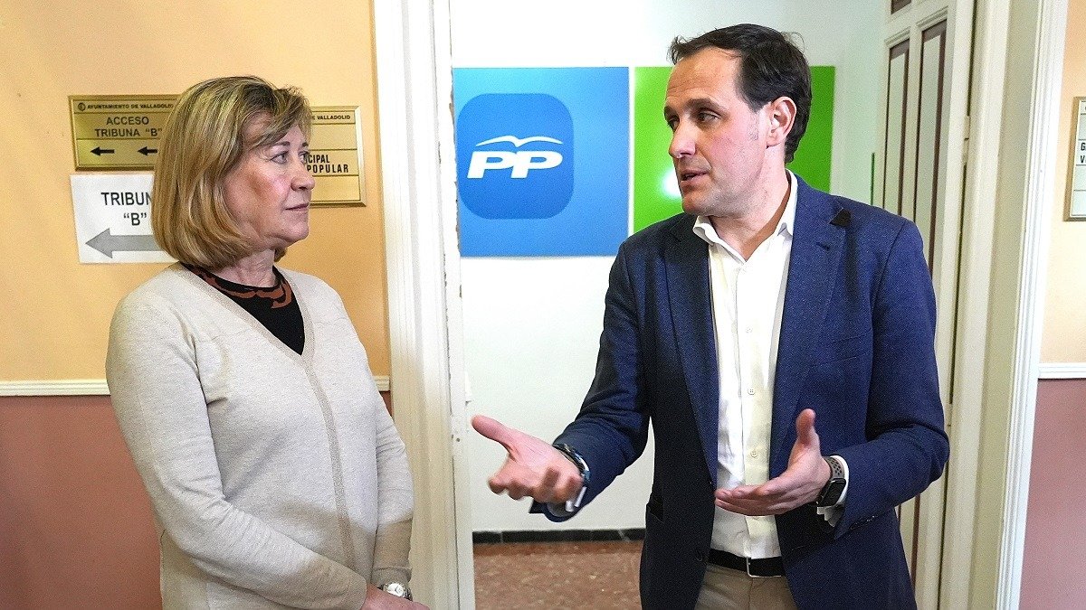 Pilar del Olmo y Conrado Íscar. J. M. LOSTAU