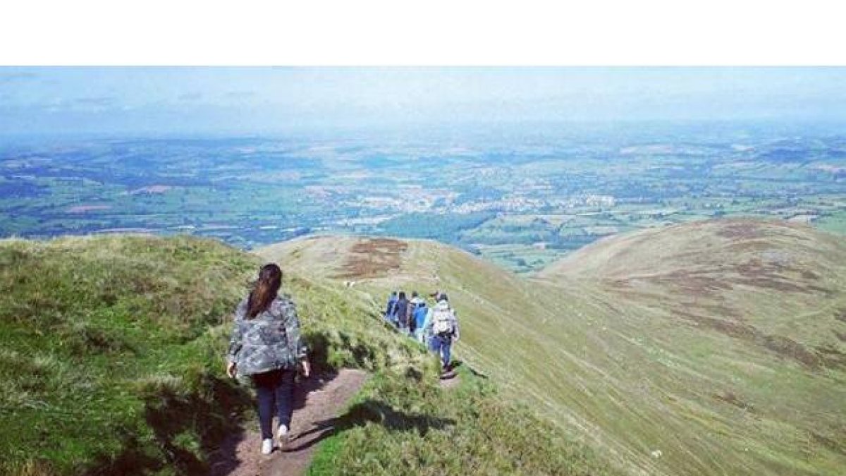 El parque nacional de Brecon Beacons, en Gales, es visitado por centenares de turistas cada año.-Foto:   TWITTER / BRECON_NEWS