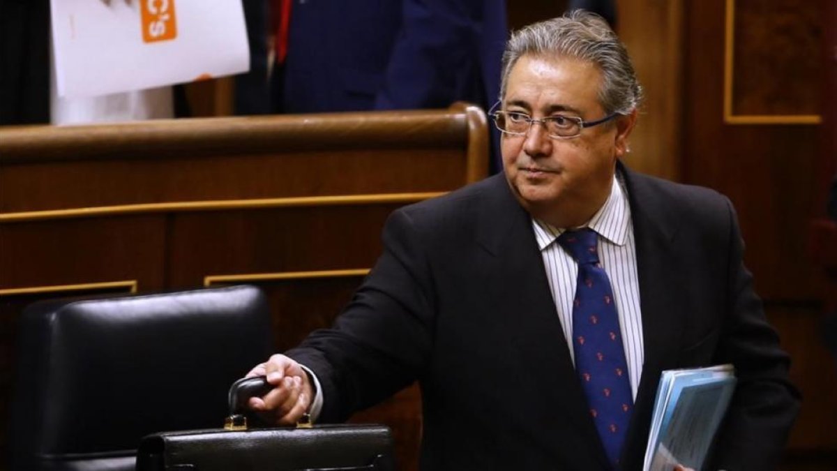 El ministro del Interior, Juan Ignacio Zoido, en el Congreso.-AGUSTIN CATALAN