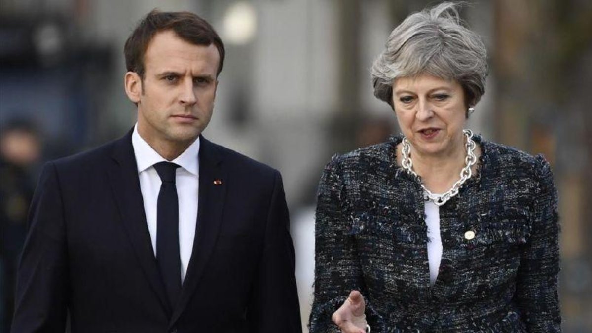 El presidente de Francia, Emmanuel Macron (izquierda), y la primera ministra británica, Theresa May, en una imagen de archivo.-AFP / JONATHAN NACKSTRAND